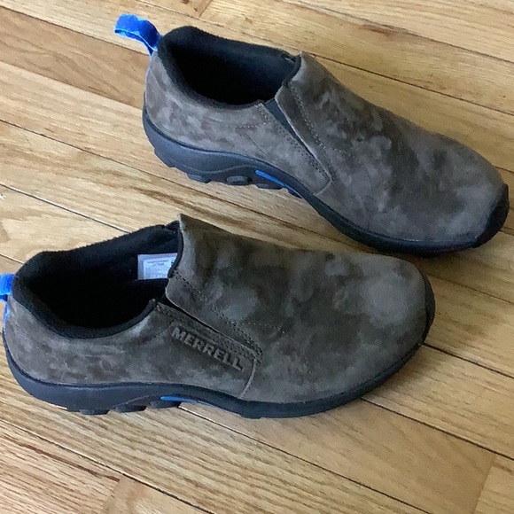 Brand new Merrell woman’s shoes. Size 9.5 gunsmoke color suede shoe. - Picture 2 of 2